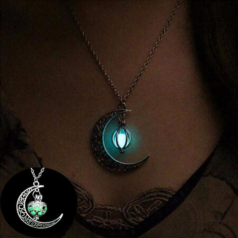 Glow In The Dark Necklaces (26 Variants)